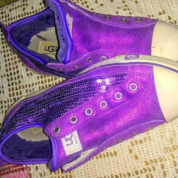 Nice UGGs - Picture 1 of 3